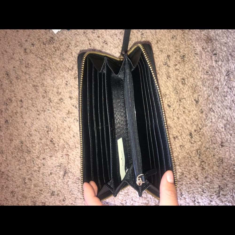 Kate Spade Wallet - Picture 3 of 6